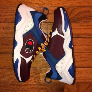 Kids Champion Sneakers in a Size 4 Big Kids